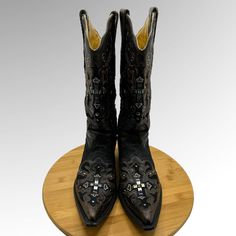 Rare Find Corral Women Vintage Boots Size 8.5m In Excellent Condition.Beautiful Beads And Rhinestones Design In Front And Back. A Little Scratch On The Back Of The Heel But It’s Hardly Noticeable.Measurements: Lheight 14”Heel Height Is 2.5” Western Leather Embellished Boots, Western Style Embellished Leather Boots, Embellished Leather Boots With Snip Toe, Embellished Brown Round Toe Boots, Brown Embellished Round Toe Boots, Embellished Brown Leather Boots, Brown Leather Embellished Boots, Corral Boots, Vintage Boots