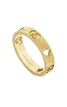 GUCCI Icon 18kt Star Ring Yellow Gold YBC727729001.This precious ring is presented in 18k yellow gold with a delicate band featuring the GG motif. The piece's focal point is a cut-out star, that recalls the Gucci Cosmogonie fashion show. Taking place beneath the night sky at the Italian Caste... Icon Jewelry, Diamond Accessories, Precious Rings, Cushion Diamond, Gold Diamond Necklace, Gold Band Ring, Star Ring, Princess Diamond, Womens Wedding Bands