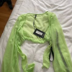 Nwt Never Worn Before Beach Cover Up Top. Didn’t Fit How I Wanted It Too. Mesh Cover Up, White Cover Up, Cover Up Beach, Tropical Bikinis, Coverup Beach, Beach Skirt, Flowy Top, Flowy Tops, Green Tops