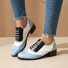 Category:Loafers; Upper Materials:PU; Embellishment:Lace-up; Season:Spring,Fall; Heel Type:Block Heel; Gender:Women's; Size Suggestion:standard size, select your usual size; Activity:Walking; Toe Shape:Round Toe; Style:Vintage,Casual; Heel Height(inch):1-2; Outsole Materials:Rubber; Occasion:Daily; Closure Type:Lace-up; Pattern:Color Block; Listing Date:05/21/2024; 2024 Trends:Retro,Brogue; Foot Length:; Foot Width:; SizeChart1_ID:2:186495; Heel Height:Low Heel Women Oxfords, Flat Oxford Shoes, Wingtip Oxford Shoes, Women's Slip Ons, Rough Heels, Lace Up Block Heel, Brogue Shoes, Women Oxford Shoes, Chengdu