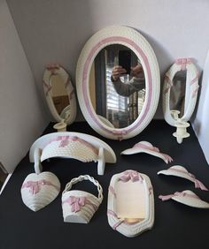 Faux wicker in plastic Large central mirror with two side mirror sconces, small mirror and sconce shelf. Side accessories included. Coquette Mirror, Thrift Manifestation, Mirror And Sconces, Vintage Home Interior, Mirror Sconces, House Shopping, Bedroom Stuff, Wall Mirrors Set, Shopping Wishlist