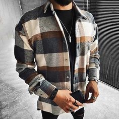 Mens Smart Casual Outfits, Mens Printed Shirts, Mens Shirts Online, Smart Casual Men, Stylish Men Casual, Khaki Fashion, Mens Flannel Shirt, Mens Flannel, Cool Outfits For Men