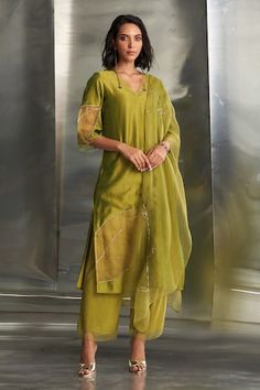 Berry green kurta featuring nakshi, zari and gota hand embroidery in leaf pattern with scallop sleeve hem. Paired with a scallop hem flared pant and a sheer dupatta. - Aza Fashions Sheer Dupatta, Kurta Patterns, Scallop Hem, Satin Color, Scalloped Hem, Set For Women, Leaf Pattern, Aza Fashion, Flare Pants