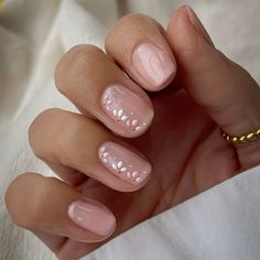 Short Nails Squoval Simple, Blush Bridesmaid Nails, Wedding Nails Biab, Bridesmaid Pink Nails, Biab Designs Ideas Short, Biab Nail Ideas, Pink Biab Nails, Biab Nails Inspiration, Biab Nail Art