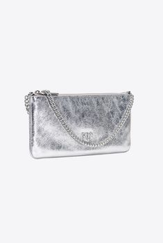 Rectangular, clutch-style Flat Bag in crinkled laminated leather with used-effect texture and small metal chain shoulder strap for hand carry or on-the-shoulder wear. The accessory has polycotton lining, an inner laminated leather slip pocket and card slots. Zip fastening. Activate your PINKO bag: verify the authenticity of your product and access a personalised experience by scanning the Love Birds embroidery on the back of the bag with your smartphone! Silver Evening Bag With Metal Logo, Silver Rectangular Wallet On Chain With Strap, Elegant Silver Bag With Metal Logo, Elegant Silver Bags With Metal Logo, Metallic Shoulder Bag With Silver-tone Logo For Evening, Metallic Shoulder Bag For Evening With Silver-tone Logo, Silver Bag With Metal Logo For Everyday Use, Silver Leather Clutch Evening Bag, Luxury Silver Clutch With Removable Pouch