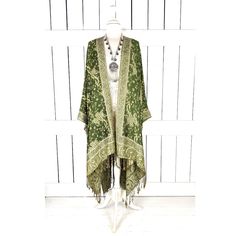 Green Paisley Floral Fringe Tassel Pashmina Kimono Cardigan Cover Up Jacket One Size Measurementstaken Flat -Size: One Size (Will Fit Small-4x) -Width Across Seam To Seam: 46" -Length Without Fringe: 34" -Length With Fringe: 38" Features -Lovely Soft Woven Silk Pashmina -Bohemian Gypsy Oversized Flowing Style -Awesome Fringe Detailing -Classic Kimono Style With An Open Front And Generous Arm Holes Cover Up Jacket, Paisley Kimono, Green Paisley, Paisley Floral, Kimono Style, Kimono Cardigan, Tassel Fringe, Swim Cover, Kimono Fashion