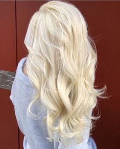 Perfect Blonde Hair, Bright Blonde Hair, Summer Blonde Hair, Light Blonde Hair, Silver Hair Color, Glamorous Hair, Blonde Hair Inspiration, Blonde Hair Shades, Blonde Hair Looks