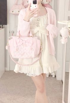 #lizlisa #kawaii #cute #outfit #ootd #mymelody #sanrio #softgirl #softgirlaesthetic #aesthetic #pink #coquette #fyp Pastel Pink Aesthetic Outfits, Lisa Pink Aesthetic, Pastel Pink Outfits Aesthetic, My Melody Outfit, Aesthetic Pink Coquette, Lisa Pink, Soft Outfits, Coquette Clothes, Coquette Kawaii