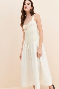 Rent Billie Midi Dress from Nuuly. Pick 6 items for $98/month. Free shipping + returns. Chic A-line Maxi Dress With Lined Bodice, Chic A-line Midi Dress For Garden Party, Chic A-line Ruched Dress, Elegant Sleeveless Summer Dress With Pleated Bodice, Summer Maxi Dress With Ruched Bodice And Square Neck, A-line Midi Dress With Lined Bodice For Daywear, Chic Midi Dress With Lined Bodice For Daywear, Midi Sundress With Sweetheart Neckline For Daywear, Sundress With Sweetheart Neckline For Daywear