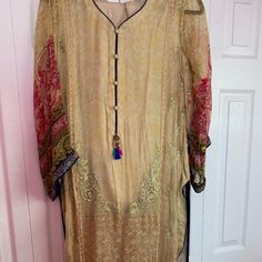 Pakistani Embroidered Chiffon Outfit Brand New. With Beautiful Embroidery And Finest Stitching. Can Be Worn As Party Wear To An Evening Get To Gather . Velvet Outfits, Chiffon Outfit, Pakistani Party Wear, Velvet Clothes, Embroidered Chiffon, Beautiful Embroidery, Party Wear, Stitching, Chiffon