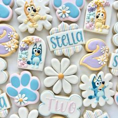 bluey cookies Disney Birthday Ideas, Bluey Cookie, Bluey Cookies, Bluey Themed Party, 3rd Birthday Party For Girls, Birthday Party Treats, Girl Birthday Themes