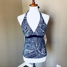 Cute Paisley Design. New With Tags Black Paisley Print Summer Top, Black Paisley Print Top For Summer, Elegant White Paisley Print Tops, Chic Fitted Paisley Print Tops, Elegant Black Paisley Print Tops, White Paisley Print Vacation Tops, White Paisley Print Top For Beach, White Paisley Print Top For Vacation, Fitted Paisley Print Top For Beach