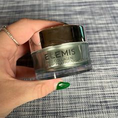 Elemis Pro-Collagen Oxygenating Night Cream. Brand New And Never Used! Willing To Bundle All Items For A Discount And All Items Come With A Free Sample! Elemis Cleansing Balm, Elemis Skincare, Green Fig, Elemis Pro Collagen, Repair Mask, Beauty Mask, Cleansing Balm, Facial Toner, Cuticle Oil