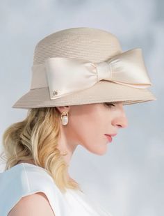 Fiber Hats / Straw Hats with Bowknot / Ribbon Tie 1PC Casual / Tea Par – Koutun Dress Casual Tea Party, Wedding Party Accessories, Melbourne Cup, Elegant Hats, Straw Hats, Ribbon Tie, Straw Hat, Hat Designs, Headpiece