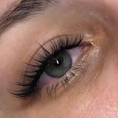 Nature Lash Extensions, Lash Inspo Eyelash Extensions Wispy, Almond Eyelash Extensions, Simple Lashes Extensions, Eyelash Extensions Small Eyes, Cat Eyelashes Extensions, Lash Extensions Big Eyes, Light Lashes Extensions, Lash Extension Hybrid