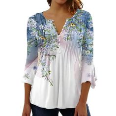 Take your wardrobe up a notch with this 3/4 sleeve printed tunic top. Floral print decorates this causal blouse shirt for women featuring a split v-neckline and three-quarter raglan sleeves. while the fitted silhouette and soft fabric. Pair with jeans and Slacks for a casual look. Description: Gender:Women, Ladies Style:Women Summer Tunic Blouse, Women Floral Printed Tops, Women Casual T ShirtShort Sleeve Tee Pattern Type:Floral Print Color:White, Pink, Blue, Orange, White Blue, Green (Optional) Chic Blouses, Street Trends, Pleated Blouse, Sleeves Clothing, Floral Print Tops, V Neck Blouse, Sierra Leone, Medan, Look Casual