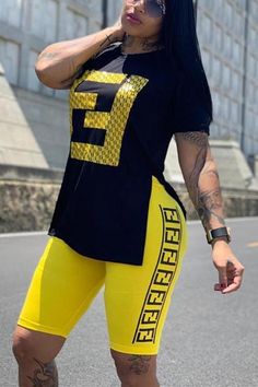 Yellow Two Piece, Solid Color Pants, Casual Tie, Sportswear Fashion, Workout Outfits, Trendy Fashion Outfits, Sports Shorts, Black And Yellow, African Fashion Dresses