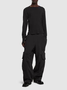 Find ENTIRE STUDIOS Heavy Gocar Cotton Cargo Pants on Editorialist. Fabric weight: 510gr / sq m. Elastic waistband. Adjustable drawstring at cuffs at hem. Four cargo pockets Underground Style, Entire Studios, Cotton Cargo Pants, Sport Swimwear, Sports Sweatshirts, Sports Brands, Swim Accessories, Shearling Jacket, Sport Pants