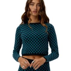 This Teal/Navy Checkered Print Fitted, Cropped Pullover Sweater Is Made From A Very Stretchy Viscose/Polyester/Nylon Blend Fabric. Scoop Neck. Long Sleeve, Cropped Length. Dry Clean. New With Tags. Measurements (Laying Flat Across) Shoulder To Shoulder--12" Underarm Seam To Seam--15"-18" Sleeve Length--23" Across Bottom--13" Length (Center Back To Hem)--15.5" Off To The Races, American Eagle Crop Top, Oversized Crop Top, Check Please, Cropped Pullover, Teal Top, Checkered Print, Crop Shirt, Grey Long Sleeve