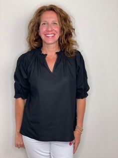 Go from picnic to date night in this fun casual chic top. One size fits most! Fits up to a 12. Boxy fit. Loose stretchy sleeve. Longer in back. 65% Cotton 35% Linen. Machine wash cold, gentle cycle. Design detail on sides. Cathleen is 5'4" and normally wears size 4 or a small. Versatile Relaxed Fit Tops For Brunch, Chic Solid Color Tops With Relaxed Fit, Chic Tops For Day Out, Effortless Tops For Day Out In Fall, Chic Stretch Tops For Day Out, Effortless Tops For Fall Day Out, Versatile Stretch Blouse For A Day Out, Versatile Short Sleeve Top For Spring, Chic Relaxed Fit Short Sleeve Top