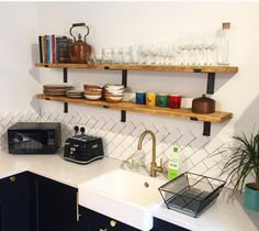 the kitchen counter is clean and ready for us to use