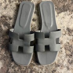 Questions? Leave A Comment Below! Blue Slides, Hermes Sandals, Hermes Blue, Hermes Shoes, Flat Shoes Women, Loafer Flats, Slides, Color Blue, In Italy