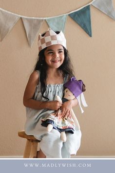 Created so that your little and their special friends can match, our linen doll crowns are the perfect accessory for stuffies and dolls alike.Handcrafted from Oeko-Tex Certified Linen with a layer of natural cotton batting for stability, these fabric crowns are available in a variety of colors. Madly Wish Linen Play Crowns are finished with a cotton twill tie.