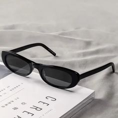 SPECIFICATIONSDepartment Name: ADULTBrand Name: OLOIUItem Type: EYEWEARModel Number: s24005Eyewear Type: SunglassesStyle: ovalFrame Material: AcetatePlace Of Origin: China (mainland)Lenses Material: PolycarbonateLenses Optical Attribute: polarizedLenses Optical Attribute: GradientLenses Optical Attribute: UV400Lens Width: 55mmLens Height: 34mmOrigin: Mainland ChinaGender: WOMENCertification: CEChoice: yessemi_Choice: yes Black Sunglasses Women, Sunglasses Women Vintage, Mens Eyewear, Vintage Sunglasses, Small Frame, Black Sunglasses, Female Fashion, Brand Designer, Sunglasses Vintage