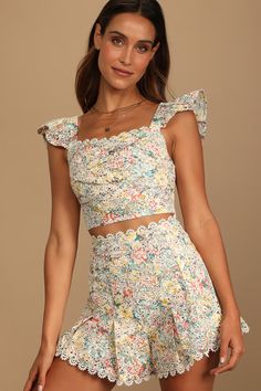 Floral Print Top - Eyelet Top - Ruffled Top - Women's Tops - Lulus Eyelet Embroidery, Pink Floral Print, Yellow And Pink, Lace Crop Tops, Woven Top, Eyelet Lace, Inspiration Mode, Matching Top, Festival Outfit