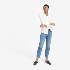 Women’s Clean Silk Relaxed Shirt | Everlane What To Wear In London, Fall Outfits For Teen Girls, Summer Night Outfit, Olympus Pen, Summer Outfits For Teens, Womens Fashion Casual Fall, Womens Fashion Casual Summer, Classy Casual, Summer Fashion Outfits