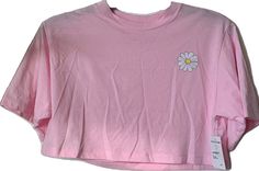 Spring Loungewear Crop Top T-shirt, Pink Crop Top T-shirt For Spring, Cute Cotton Crop Top For Loungewear, Cute Crop Top For Spring Loungewear, Cute Spring Crop Top For Loungewear, Cute Spring Loungewear Tops, Cute Tops For Spring Loungewear, Daisy Graphic, Summer Halter Tops