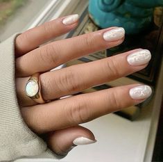 Nail Ideas For A Wedding, Mother Of Pearl Nails, Kylie Nails, Bunny Nails, Pearl Nails, Soft Nails, Bride Nails, Cat Kuku, Neutral Nails