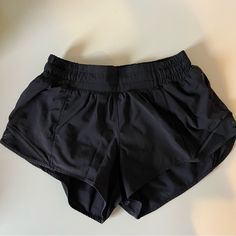 Brand New No Tags Lululemon Black Shorts, What To Wear With Black Shorts, Black Lulu Shorts, Lululemon Poshmark, Lululemon Wishlist, Ranching Life, Lululemon Fits, Running Fits, Work Out Clothes