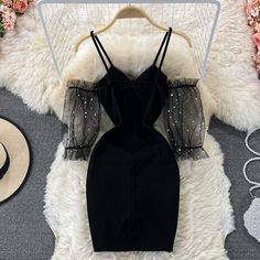 Materials: other Size: one size Color: Black Classy Gowns, Slim Hips, Elegant Clothes, Spring Outfits 2022, Skirt Pleated, Suspender Skirt, Early Spring Outfits, Outfits 2022, Current Fashion Trends