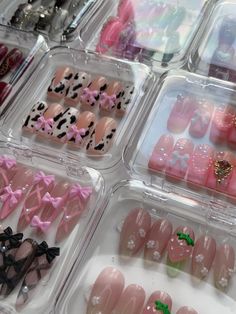 60 randomly picked completely unique nails sets at a $30 discount (6 sets bought individually would be $90 on average) All packages include: nail glue, buffer, file, cuticle pusher, cuticle oil (1ml), and free gift. Press On Nails Packaging Ideas, Press On Nails Packaging, Press On Nail Business, Nails Box, Nails Sets, Long Nail Designs, Acrylic Press On Nails, Beauty Make-up, Really Cute Nails