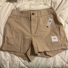 Women’s Khaki Shorts. Brand New. Cute Khaki Shorts, Khaki Shorts Outfit, Tan Shorts, Vbs 2024, Cutoff Jean Shorts, Pleated Jacket, Old Navy Shorts, Spring Jackets, Navy Shorts