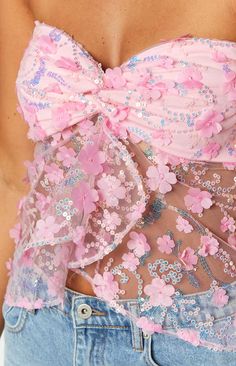 Isabella Pink Sequin Strapless Top – Beginning Boutique US Love Shack Fancy Roller Rabbit, Cute Tops For Women With Jeans, Pink Going Out Tops, Light Pink Clothing, Girly Clothing Aesthetic, Bright Concert Outfit, Beaded Clothing Diy, Spring Break Cruise Outfits, Home Coming Mum Ideas