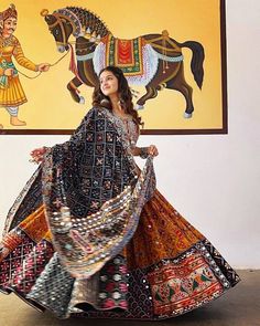 Lehenga Heavy, Traditional Indian Outfits, Designer Dresses Casual, Party Wear Indian Dresses