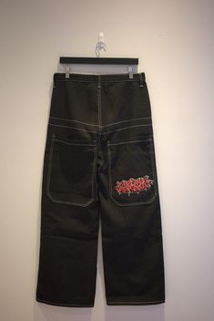 JNCO Jeans: Waist (Inches): 16 (Measured Laying Flat) Out-Seam (Inches): 42 Inseam (Inches): 29 Leg Opening (Inches): 11.5 Tag Size: 30 **All Measurements Are Taken With The Item Laying Flat On A Table - Please Refer To Measurements Before Placing An Order And Feel Free To Reach Out About Specific Measurements** FLAWS: Classic Vintage Wear/Blemishes - Please See Pictures For Any Wear/Tear - If There Are No Pictures Of Specific Flaws, The Item Is FLAWLESS Welcome To H1BERNAL VINTAGE - Your One St Black Jnco Jeans, Junco Jeans, Jnco Jeans The 90s, Baggy Jeans 90s, Jnco Jeans, Skate Wear, Style Hip Hop, Fitted Trousers, Baggy Jeans