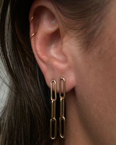 If you love the link style chain, then you'll love the Lola Link earrings! They are 14k gold filled and measure 1.5" Sold as a pair. Honey Jewelry, Link Earrings, If You Love, Gold Earrings, Gold Filled, Drop Earrings, Sterling Silver, Chain, Silver