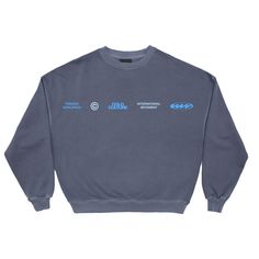 For an oversize fit choose one size above yours. Boxy fit crewneck. 100% cotton. 400 g/m² American plush. Dark Blue color. Logo screen printed on the front and back. Cold Culture label included. Male (185cm, 6'1"): L - Female (174cm, 5'9"): L - National Shipping 24-48H (Spain / Portugal) - CORREOS EXPRESS - European Shipping 48-72H - FEDEX - International Shipping 5-7 working days - FEDEX Blue Drop Shoulder Cotton Sweatshirt, Blue Cotton Drop Shoulder Sweatshirt, Oversized Blue T-shirt, Oversized Blue Sweatshirt With Letter Print, Blue Crew Sweatshirt, Blue Crew Sweatshirt With Text Print, Blue Crew Sweatshirt With Logo Print, Blue Crew Neck Sweatshirt With Logo Print, Oversized Logo Print Crew Sweatshirt