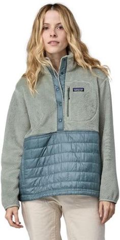 With its combo of soft fleece and warm insulation  the women's Patagonia Re-Tool Hybrid pullover is an easy-to-wear layer that will have you ready for cool-weather hikes and shoulder-season camping. Alaska Cruise, Womens Fleece, Outfit Inspo Fall, Patagonia Womens, Style Profile, Women Pullover, Fair Trade, Jacket Outfits, Patagonia