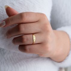 Custom Birth Flower Ring in our collection is a testament to the awe-inspiring wonders of the wilderness. Handcrafted with love, these rings feature intricate floral designs that evoke the serene charm of blooming wildflowers. We take pride in using the finest materials and attention to detail, ensuring that each october birthflower ring is a unique piece of art that you'll cherish for a lifetime. ★★ H O W - T O -  O R D E R ★★ * Choose the color: Gold, Silver, Rose * Add your personalization: P Delicate Flower Birthstone Promise Ring, Birth Flower Ring For Promise, Adjustable Fine Jewelry Flower Promise Ring, Adjustable Fine Jewelry Flower Ring For Promise, Dainty Open Flower Ring For Promise, Dainty Open Flower Promise Ring, Metal Open Ring Flower Promise Ring, Promise Flower Open Ring, Gold Nature-inspired Flower Promise Ring