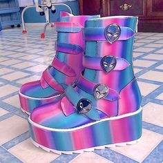 Brand New In Box. Take Your Cuteness Out Of This World With The Karma Alien Platform Boots In Prismatic Pastel From Yru. These Cosmically Cute Platform Boots Feature A Vegan Lenticular Pastel Upper, Velcro Closure Straps Up The Front With Chrome Alien Metal Charms, “Yru” On The Tongues Of The Shoes, & A Zipper Closure Up The Back. See Pictures For Details. Size 8. 2” Platform 3” Heel Tags: Cute Cool Crazy Pastel Rainbow Colorful Multicolor Cotton Candy Wedges Booties Boots Pink Platform Boots For Summer, Summer Pink Platform Boots, Multicolor High-top Platform Boots, Multicolor High Ankle Platform Boots, Multicolor Platform Boots With Round Toe, Multicolor Round Toe Platform Boots, Summer Purple Round Toe Boots, Cute Platform Boots, Cat Ear Headset