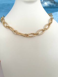 FREE SHIPPING!   This is a beautiful 24k Gold Filled Oval Link Chain Necklace with Push Gate Clasp  Available in your choice of custom length.  Your selected length is the total length of the chain you will receive. May be worn as a lariat or regular necklace and adjusted at your preferred length with push ring clasp.   Essentially two necklaces in one, so versatile! This piece has substantial weight. Stunning and so on trend! Available in white gold filled on request.  To keep your jewelry in e Oval Yellow Gold Chain Necklace With Adjustable Chain, Gold Plated Oval Chain Necklace, Metal Chain Necklace With Oval Pendant, Elegant Gold Chain Link Lariat Necklace, Elegant Oval Chain Necklace With Lobster Clasp, Elegant Gold Lariat Necklace With Lobster Clasp, Chunky Chain Lariat Necklace As Gift, Chunky Chain Lariat Necklace For Gift, Gold Necklace With Adjustable Oval Link Chain