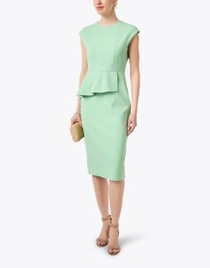 L.K. Bennett's Mia dress exudes ladylike elegance. The sleek sheath silhouette features a sweet peplum detail at the waist, creating a flattering fit. Wear it with heels and a coordinating clutch for an instantly elevated look. Green Short Sleeve Dress, Mia Dress, Green Cotton Dress, Green Slip Dress, Skirt And Top Dress, Poplin Dress, Printed Shirt Dress, Fit And Flare Dress, Skirt Top