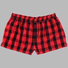 Just like our Flannel Pant, the Essential Flannel Short is a go-to option for relaxing in comfort year-round. Crafted from double-brushed cotton flannel, these women’s lounge shorts come in trendy prints of buffalo plaid and cute stars. The decorative faux fly stitching on these shorts creates the illusion of a true fasten fly for an enhanced laidback look. The Essential Flannel Short is an excellent choice for any relaxing activity from snuggling on the couch to binge-watching television shows Plaid Boxers, Flannel Shorts, Flannel Pants, Cute Stars, Trendy Prints, Lounge Shorts, Plaid Shorts, Classic Logo, Kids Shorts