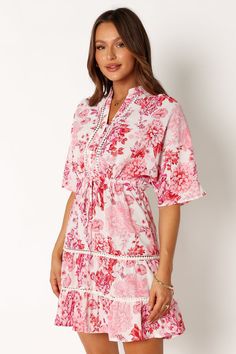 Floral Print Design, Mid Length Sleeves, Exclusive Clothing, Usa Dresses, Strapless Tops, Dresses By Length, Pink Mini Dresses, Long Sleeve Mini, Classic Silhouette