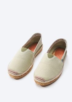 The perfect blend of comfort and versatility, these Barceloneta Limited Edition flat canvas espadrilles are just what you've always wished for. The perfect style partner for all your casual combos, these will soon become your best travel buddies. Lightweight, breathable and small enough to slip into your weekend bag, once you put them on you'll never want to take them off. TOP TIP: STYLE Lightweight and compact, once you put on these compact casuals, you'll never want to take them off. Slip on a Travel Buddies, Weekend Bag, Blue White And Black, Perfect Style, Red Garnet, White Denim, Weekender Bag, Comfortable Fashion, Slip Ons