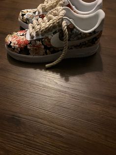 Customs Af1 floral Black Clover Custom Shoes, Tie Sneakers, Custom Af1, Tie Shoes, Floral Fabric, Athletic Shoes, Bathing Beauties, Lace Up, Electronic Accessories